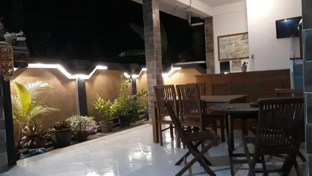 Jepun Inn Padangbai  Buitenkant foto