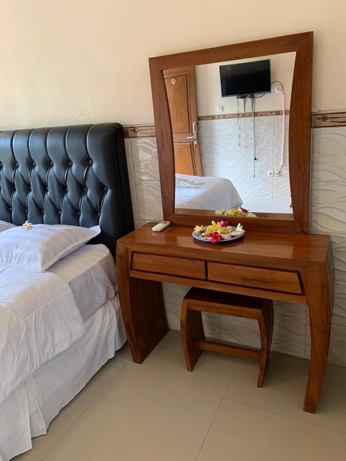 Jepun Inn Padangbai  Buitenkant foto