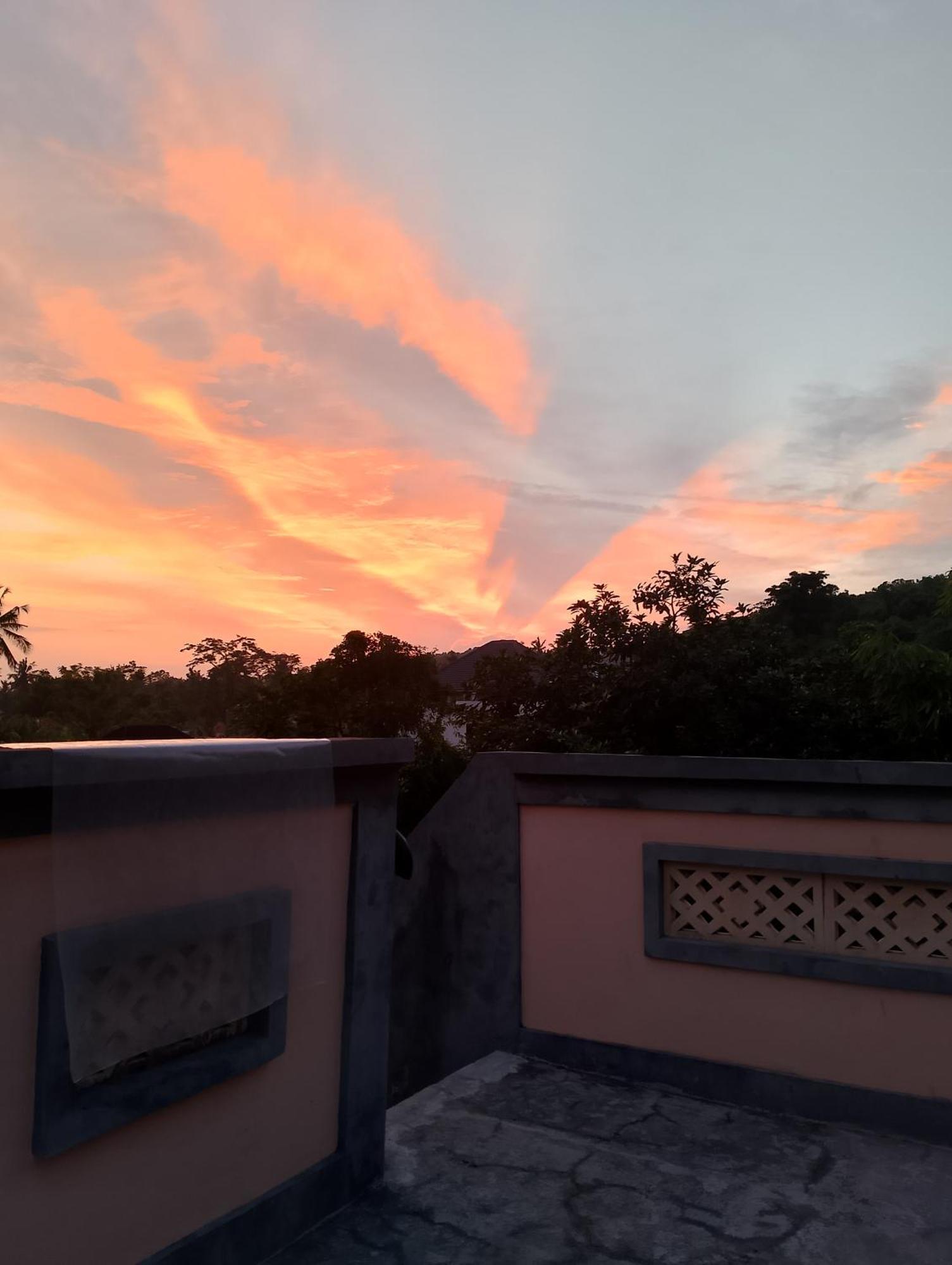 Jepun Inn Padangbai  Buitenkant foto